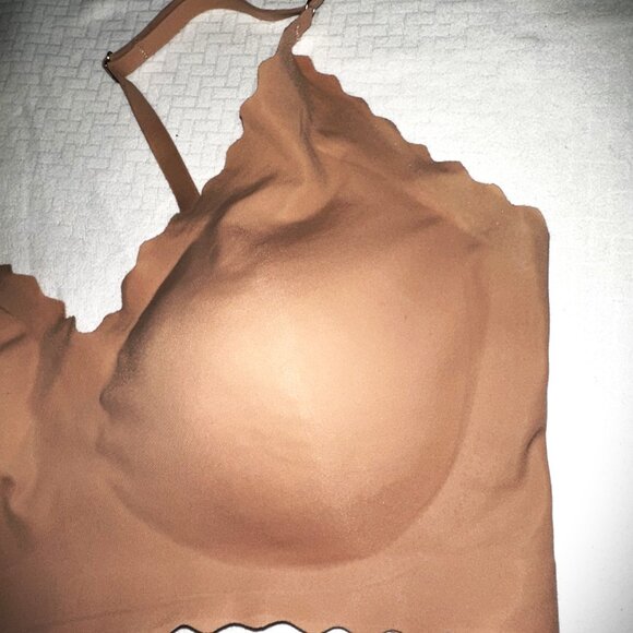 Seamless Wireless Scalloped Bralette Tan SZ S Poly/Elastane New W/Out Tag-A166 - Picture 2 of 5